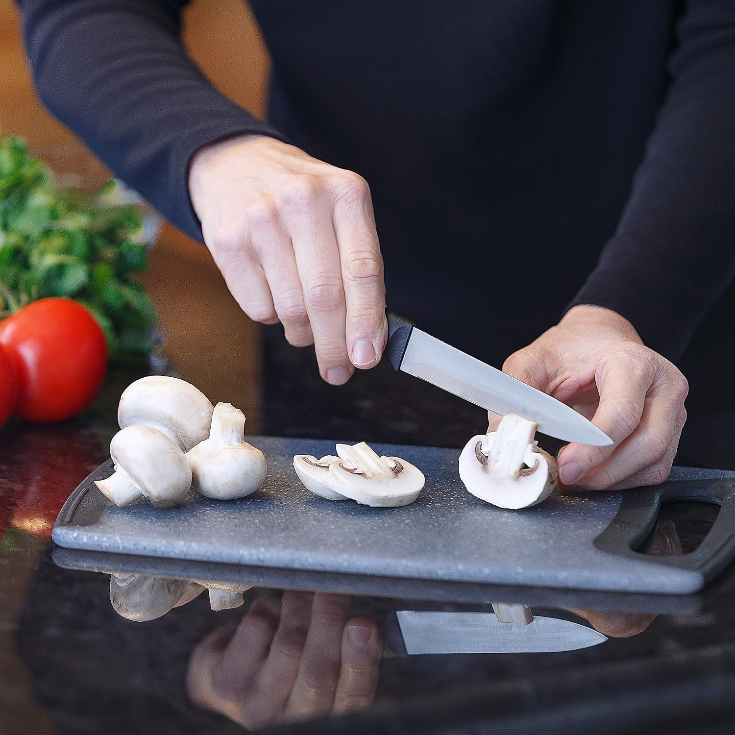 knife-set-with-cutting-board-5-pieces-sharp-santoku-and-utility-knives-with-blade-covers-and-plastic-chopping-block-kitchen-cooking-accessories