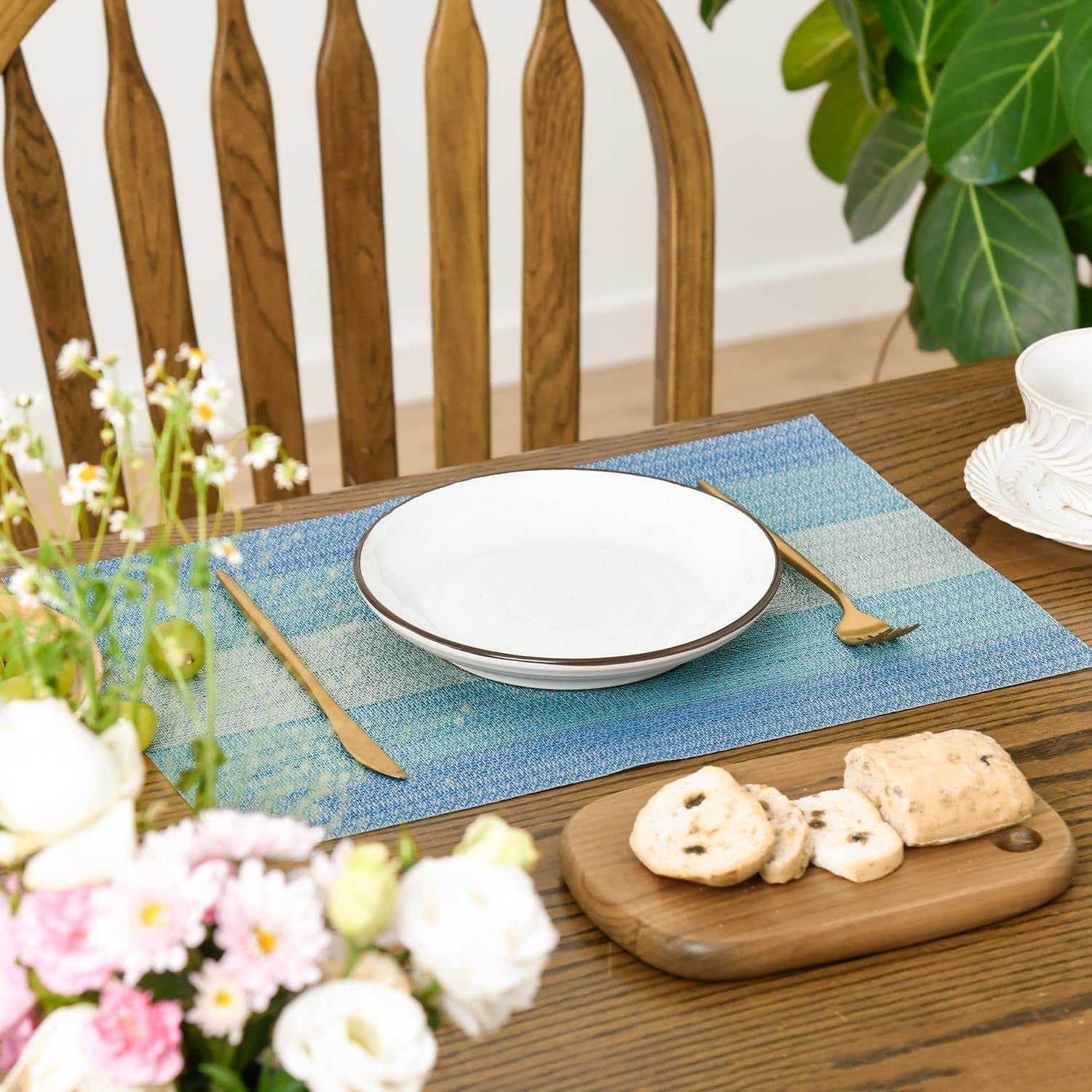 blue-placemats-set-of-6-linen-woven-place-mats-for-kitchen-table-indoor-outdoor-12-x-18-washable-gradient-blue-placemat-dining-table-mats