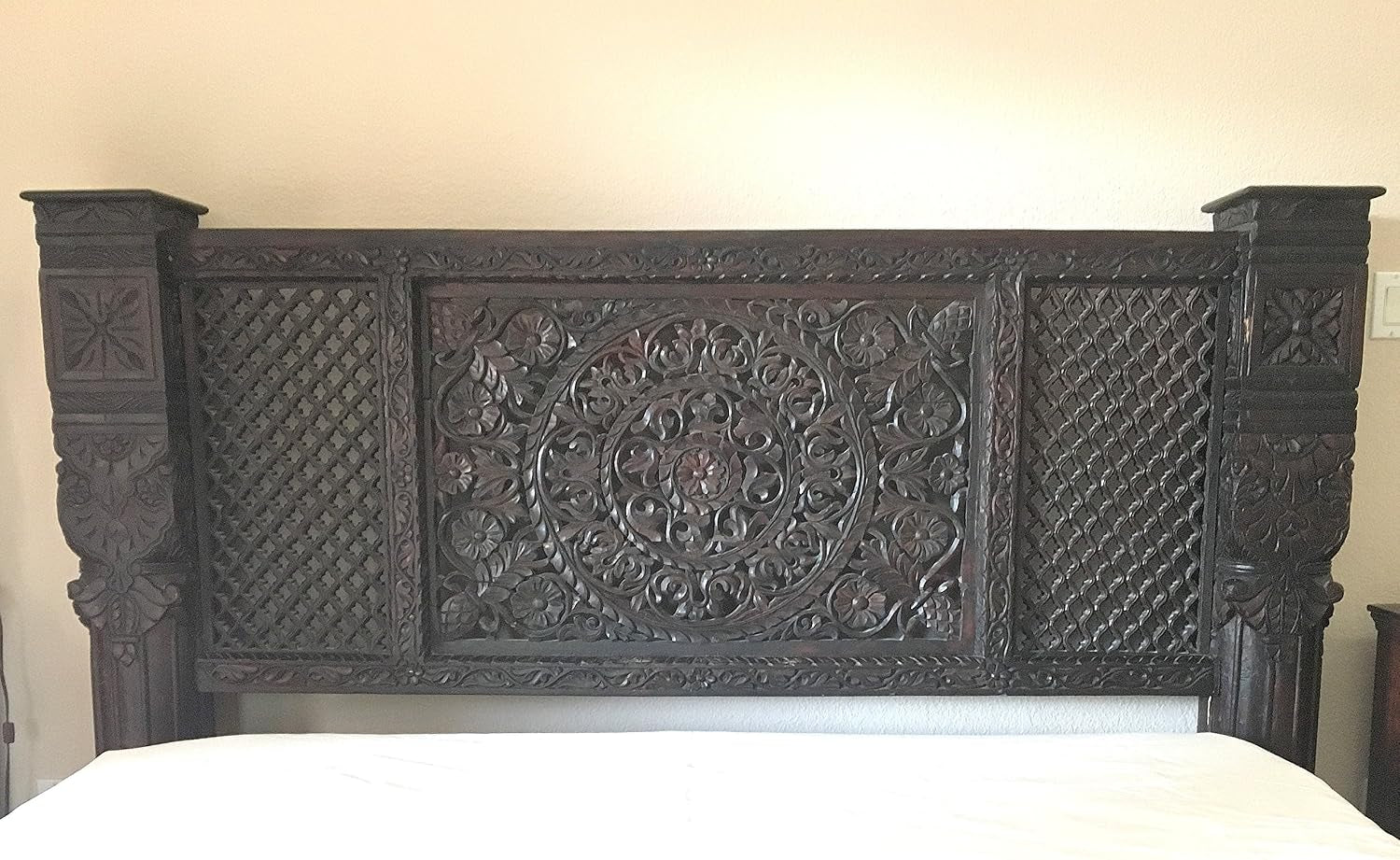 carved-wooden-lotus-pillar-bed-hand-crafted-from-solid-mahogany-wood-standard-king