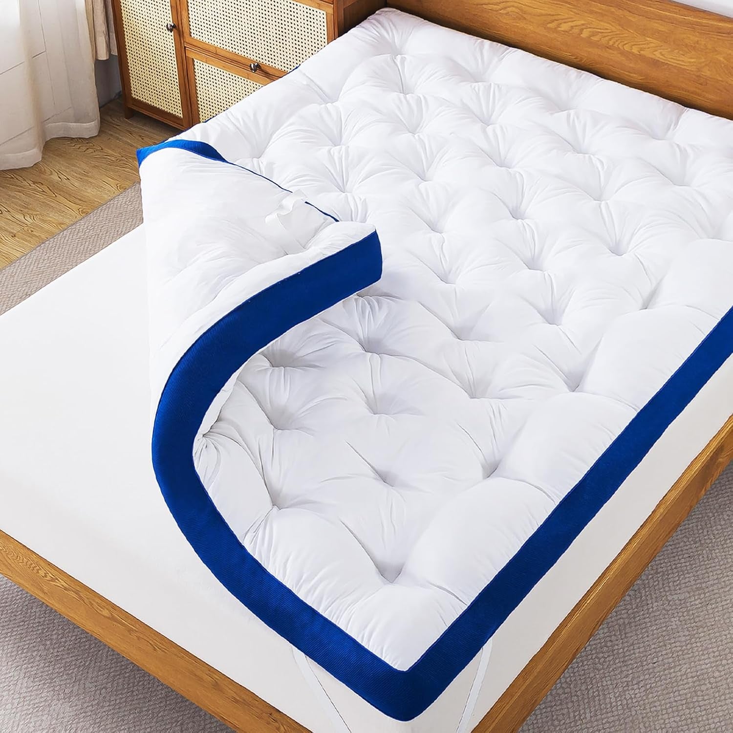 5-inch-memory-foam-mattress-topper-queen-for-back-pain-filled-with-flfuffy-soft-breathable-stuffing-thick-supportive-pillow-top-queen-mattress-topper