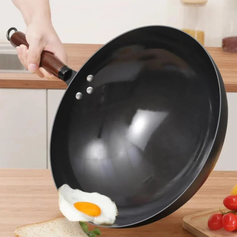 13-5-inch-carbon-steel-wok-pre-seasoned-flat-bottom-stir-fry-pan-with-honeycomb-nonstick-rust-resistant-nitriding-technology