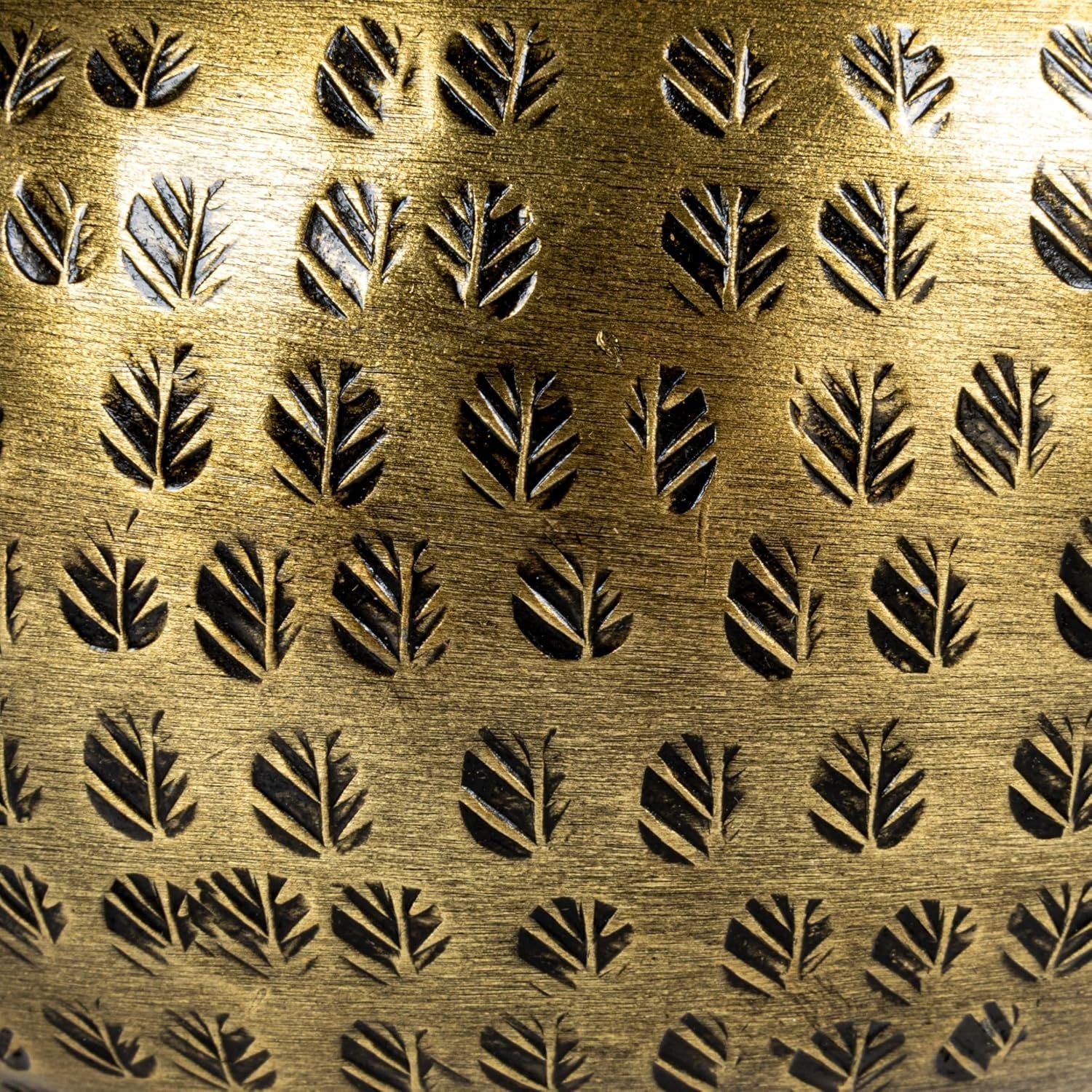 round-hammered-metal-container-with-bird-finial-brass-finish