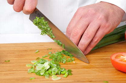 Chef Knife, [Made in Japan], 8 Inch Professional Kitchen Knife, Ultra Sharp High Carbon Molybdenum Stainless Steel Gyuto Knife, Chefs Knife with Ergonomic Handle - Japanese Chef'S Knife6