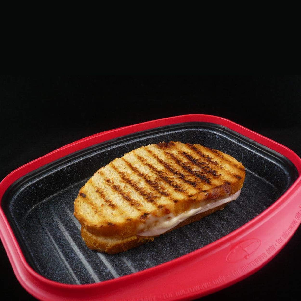 microwave-grill-pan-with-lid-for-grilling-browning-and-crisping-vegetables-sandwich-meat-red