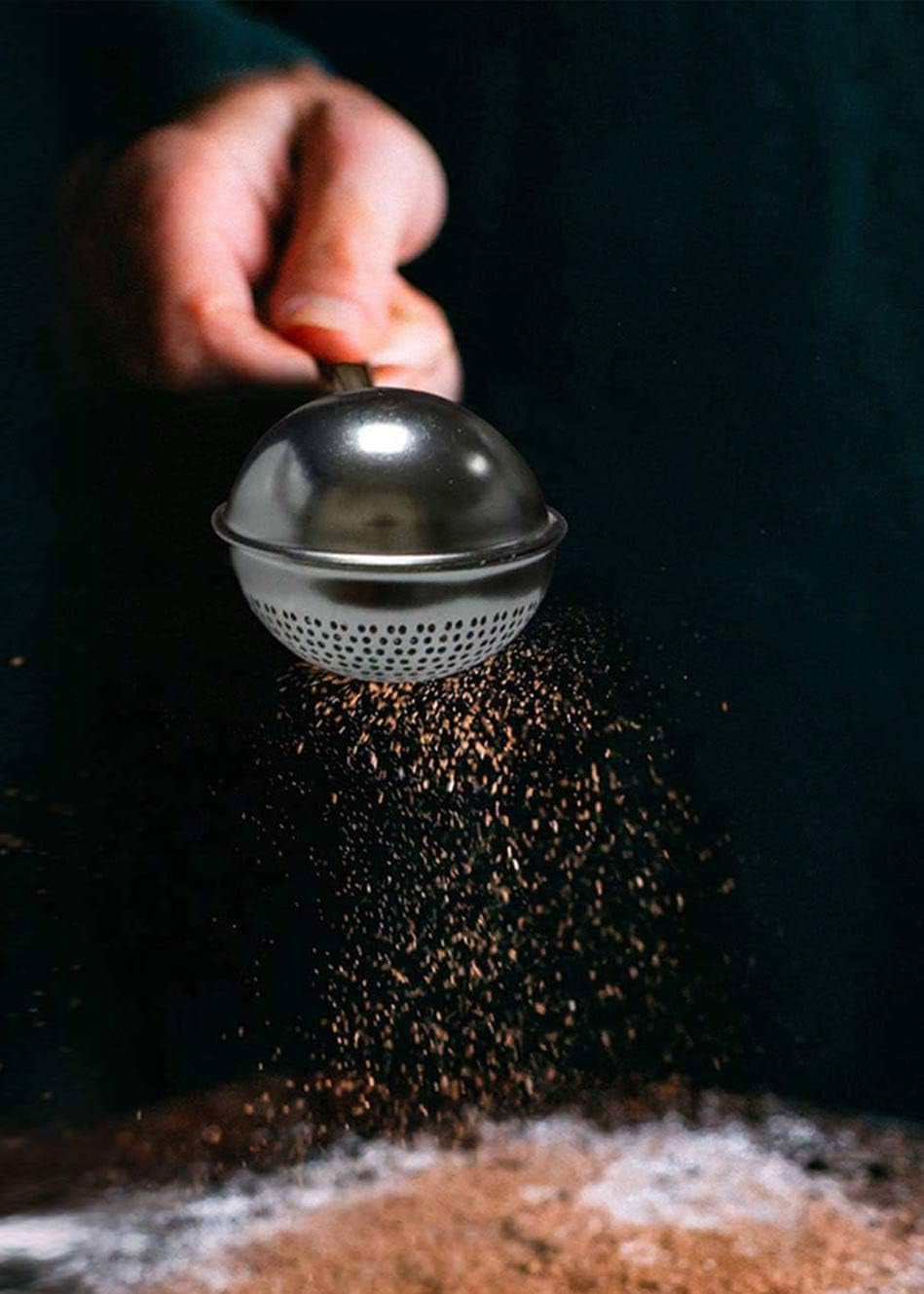 flour-duster-304-stainless-steel-flour-sifter-for-baking-spring-press-handle-dishwasher-safe-for-flour-powdered-sugar-fine-spices-pick-up-and-dust-flour-sifter-gift-package