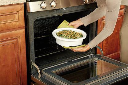 Crock-Pot Small 2.5 Quart Casserole Slow Cooker in White/Blue, Enjoy Eye-Catching Quick Meals, Durable and Compact3