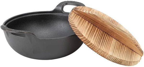 9.84 Inch Cast Iron Wok with Wooden Lid – Large-Capacity Heavy Duty Flat Base Stir Fry Pan with Dual Handles for Gas, Induction, Electric Ceramic Stoves, Even Heat(25Cm)1