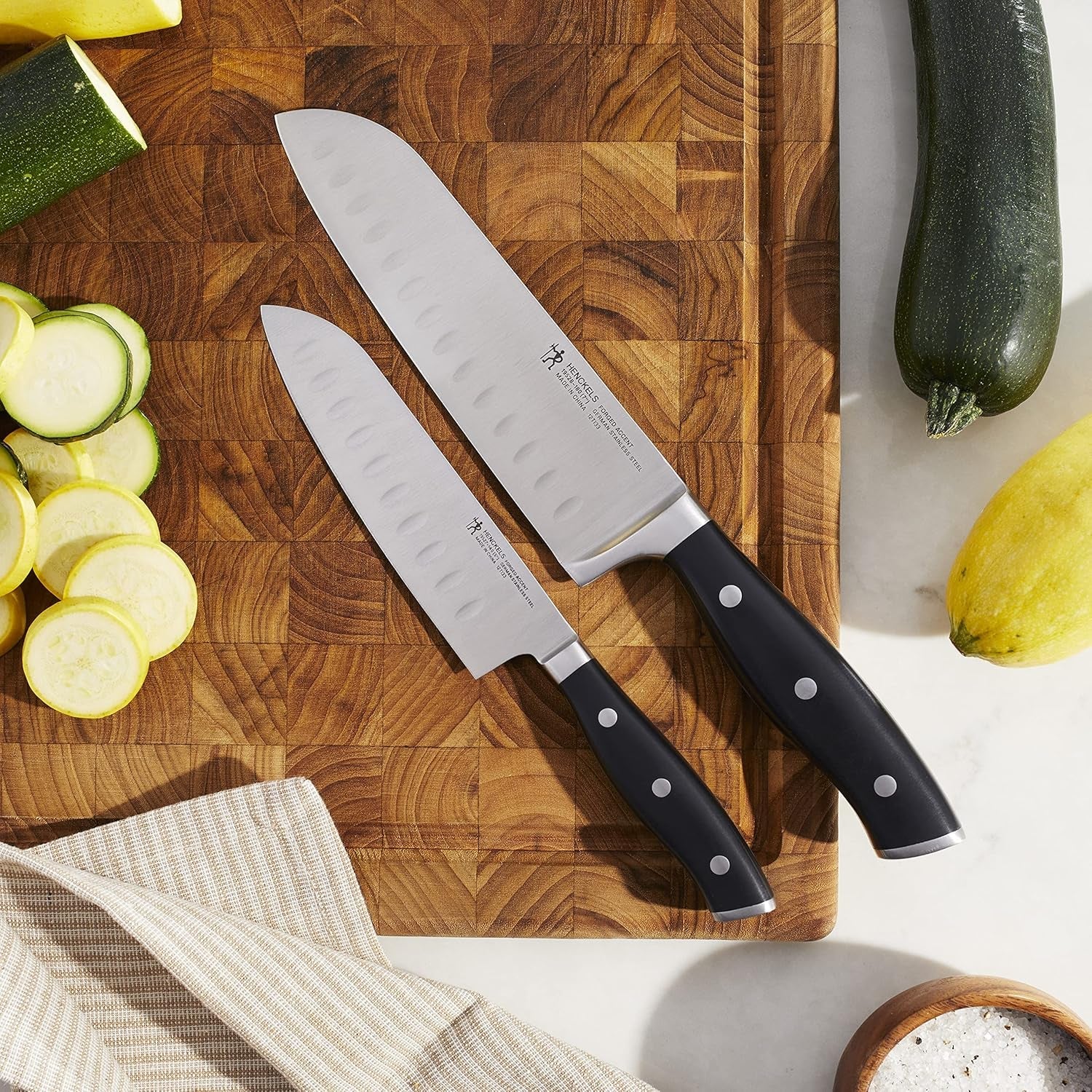 henckels-forged-accent-razor-sharp-2-pc-knife-set-santoku-knife-5-inch-santoku-knife-7-inch-german-engineered-informed-by-100-years-of-mastery-black