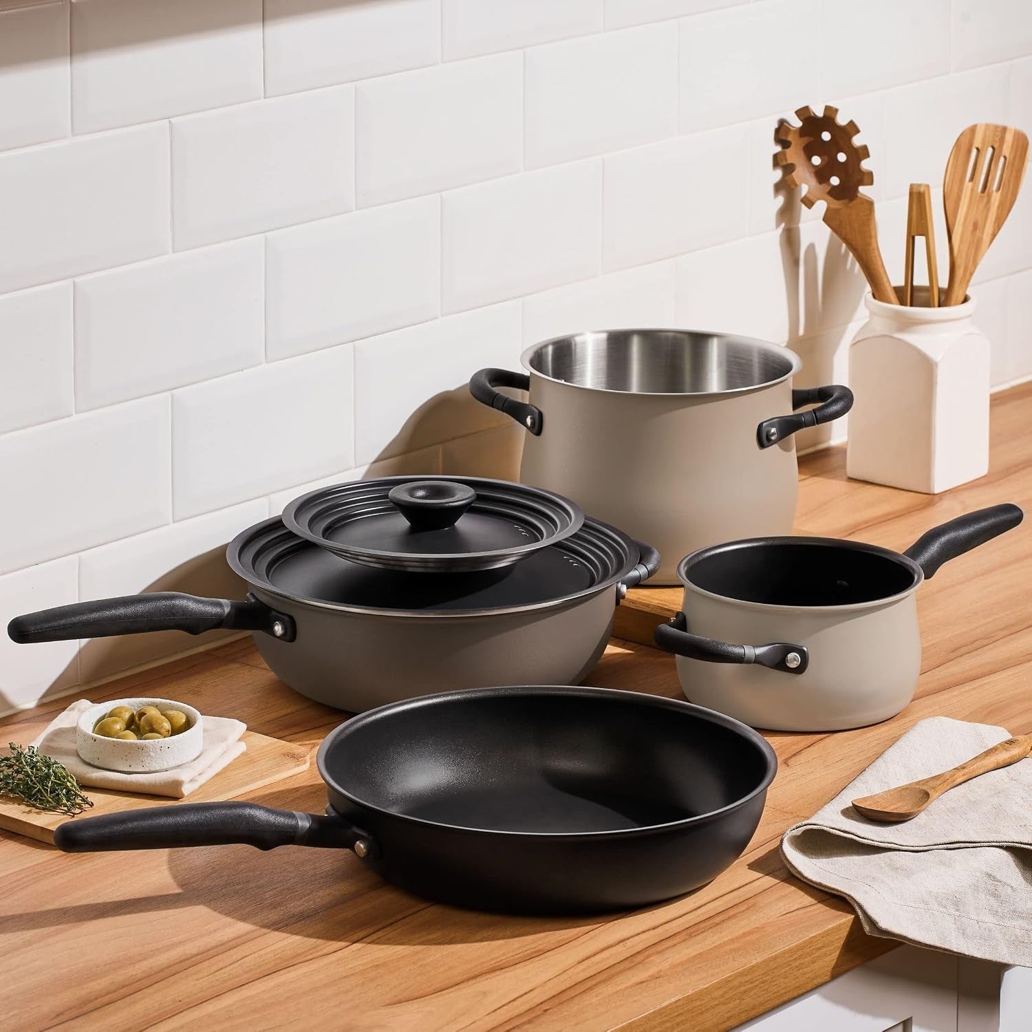 6pc-stackable-set-with-universal-lids-hard-anodized-non-stick-and-stainless-steel-pots-and-pans-induction-compatible-dishwasher-safe-oven-safe-black-gray-accent-series-cookware