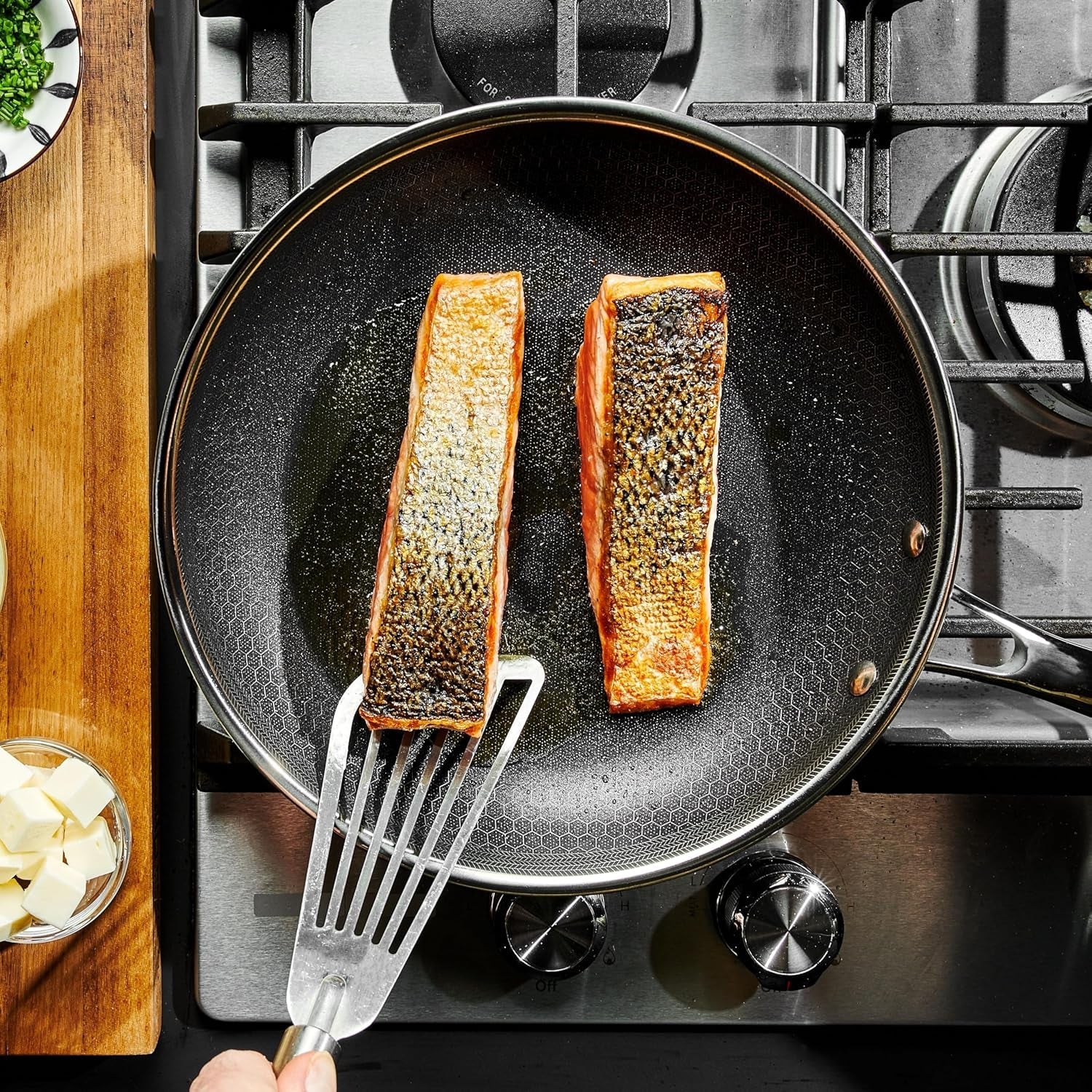 hexclad-10-hybrid-nonstick-frying-pan-with-lid-dishwasher-oven-safe-stay-cool-handles-dishwasher-and-oven-safe-up-to-900-f-compatible-with-all-cooktops
