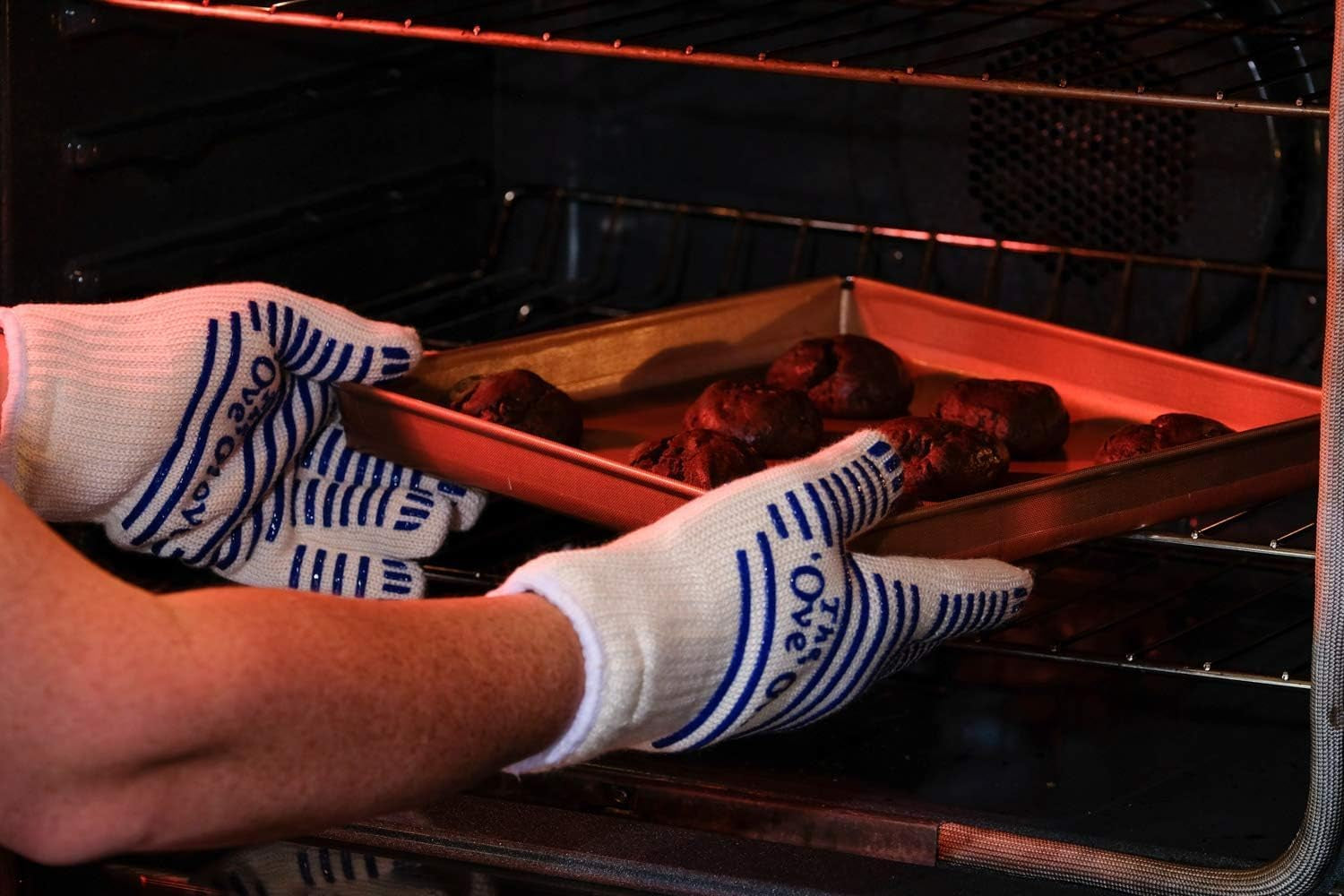 the-superior-heat-flame-hand-protection-pack-of-1-oven-mitt