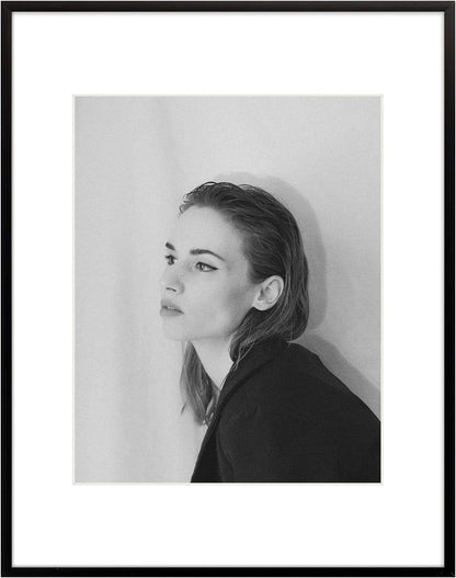 11X14 Black Aluminum Frame with White Mat, Real Glass1