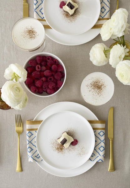 Modern White Porcelain 18-Piece Dinnerware Set for 68