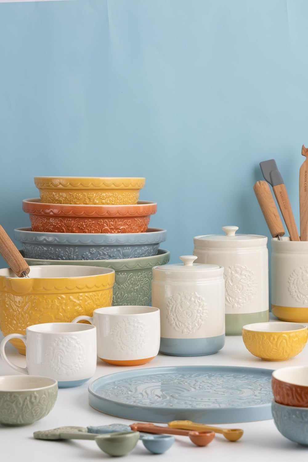 home-to-roost-mixing-bowl-21cm-1-1-litre-earthenware-bowl-with-embossed-hen-cockerel-design-ideal-for-smaller-batches-of-dough-pastry-cake-dishwasher-safe