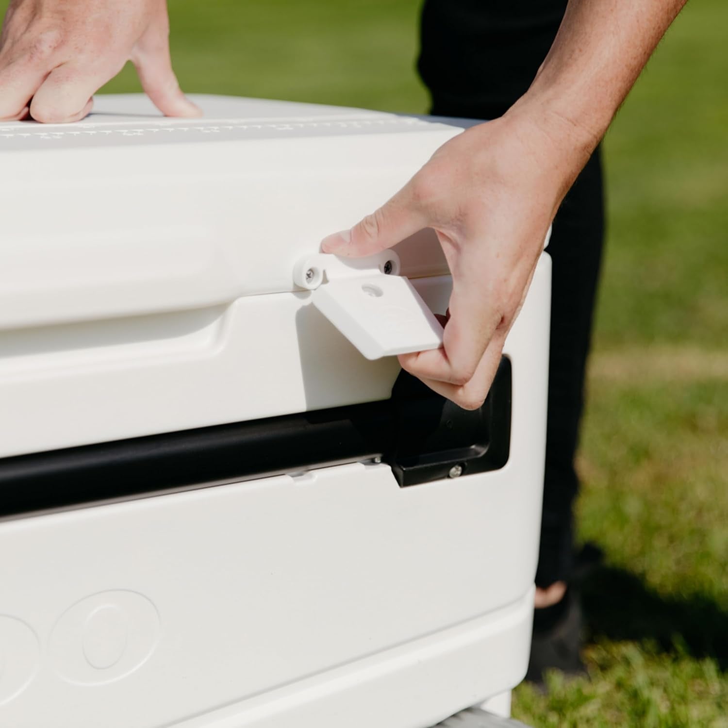 maxcold-glide-110qt-wheeled-cooler-insulated-hard-shell-ice-chest