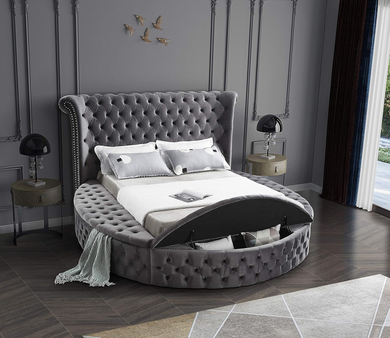 meridian-furniture-luxus-collection-modern-contemporary-round-shaped-velvet-upholstered-bed-with-deep-button-tufting-and-footboard-storage-king-grey