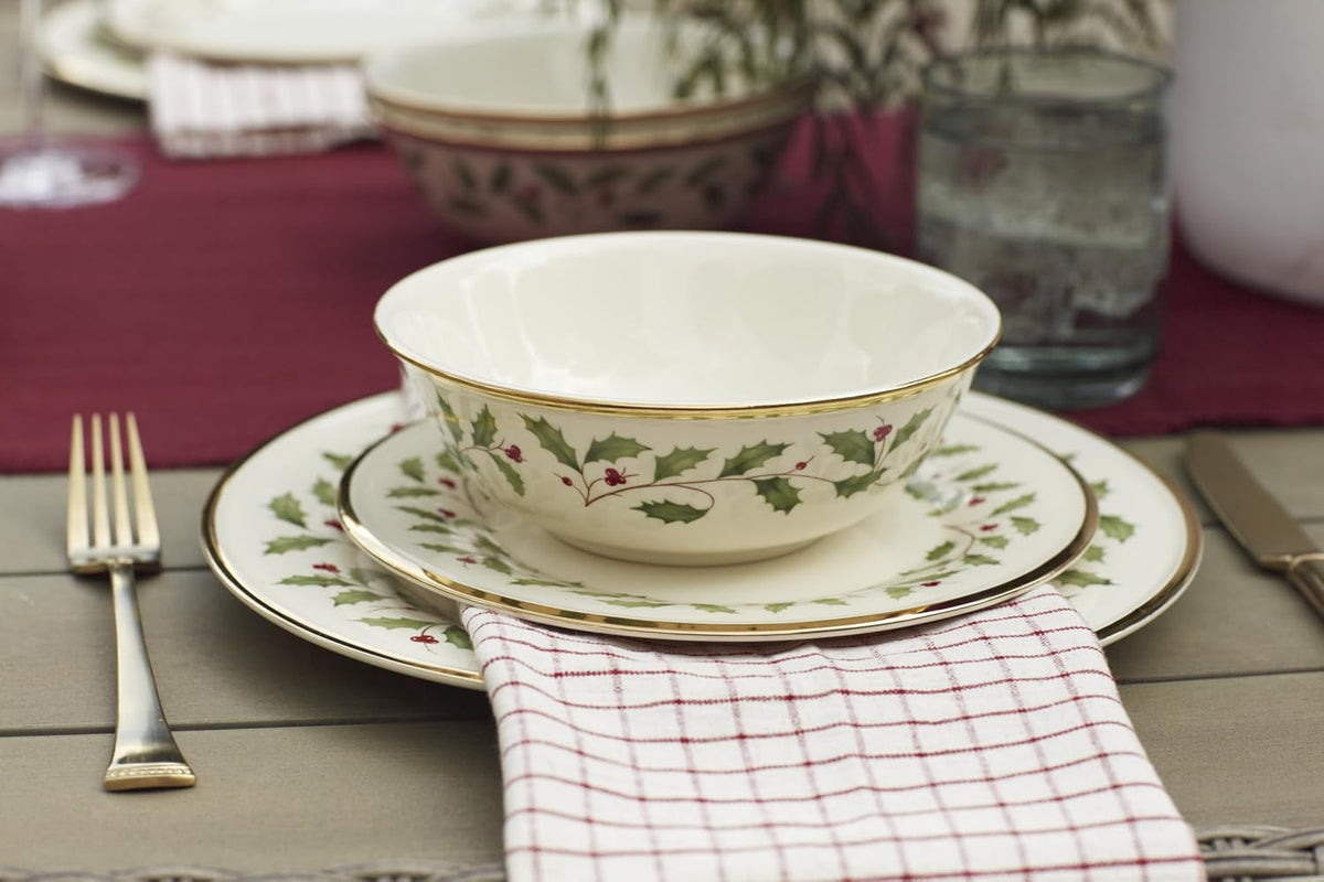 holiday-christmas-porcelain-18-piece-dinnerware-set-for-6