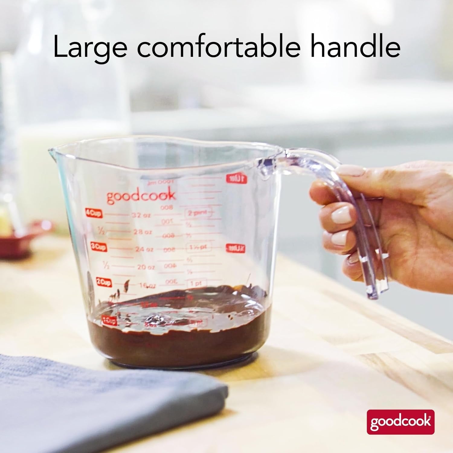 everyday-2-cup-measuring-cup-liquid-measuring-with-ounces-and-milliliters-markings-tapered-pour-spout-easy-to-read-lines-comfortable-handle-for-precise-measuring-clear