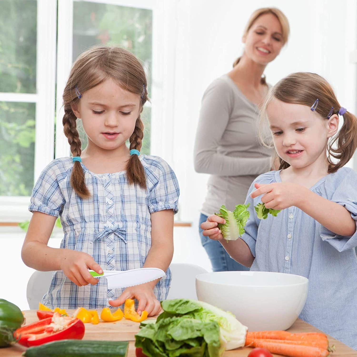 8-pcs-wooden-kitchen-knife-set-for-kids-includes-safe-knives-serrated-plastic-knives-potato-slicers-sandwich-cutter-peeler-and-cutting-board