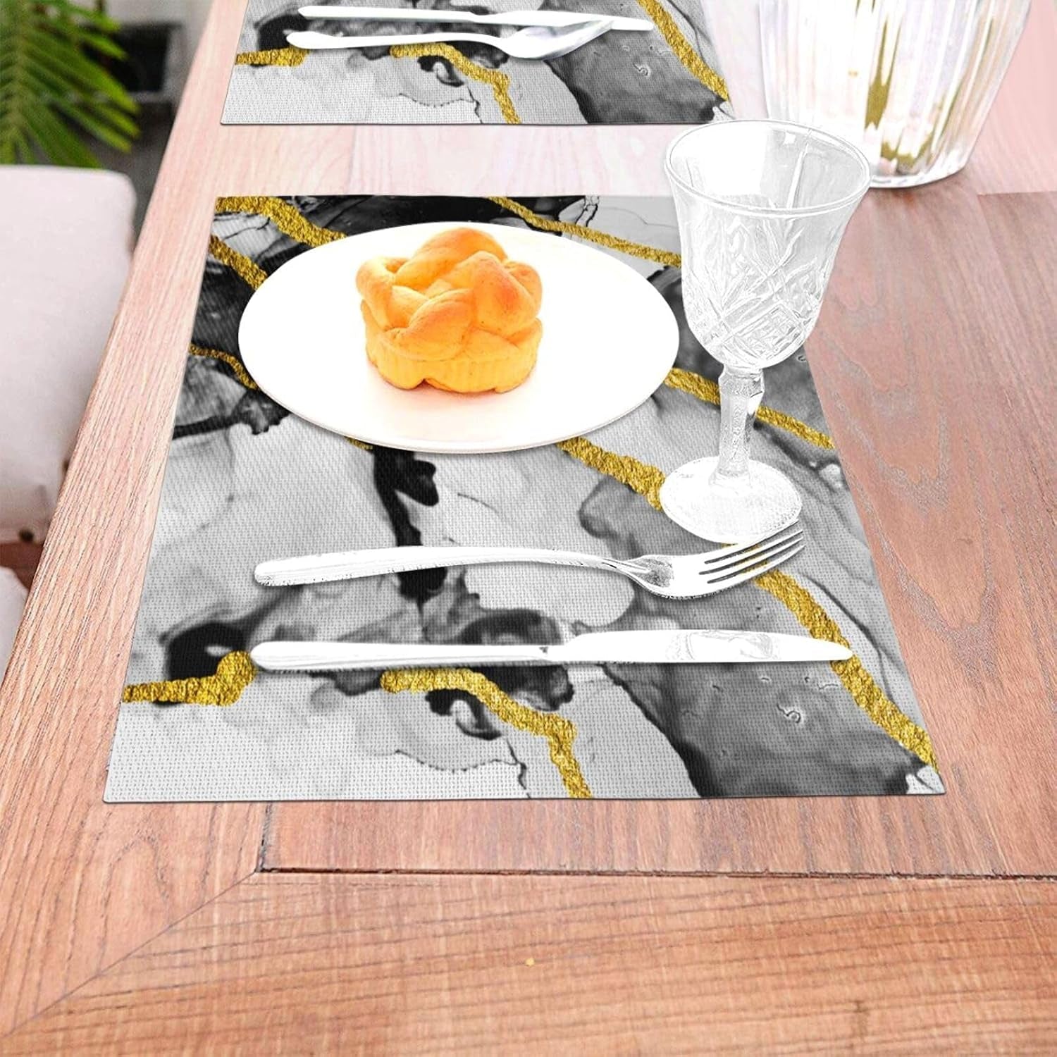 black-white-and-gold-marble-linen-placemats-set-of-4-modern-luxury-washable-non-slip-heat-resistant-durable-kitchen-table-mats-for-dining-table-luxury-home-kitchen-decor-essential-black-grey-gold