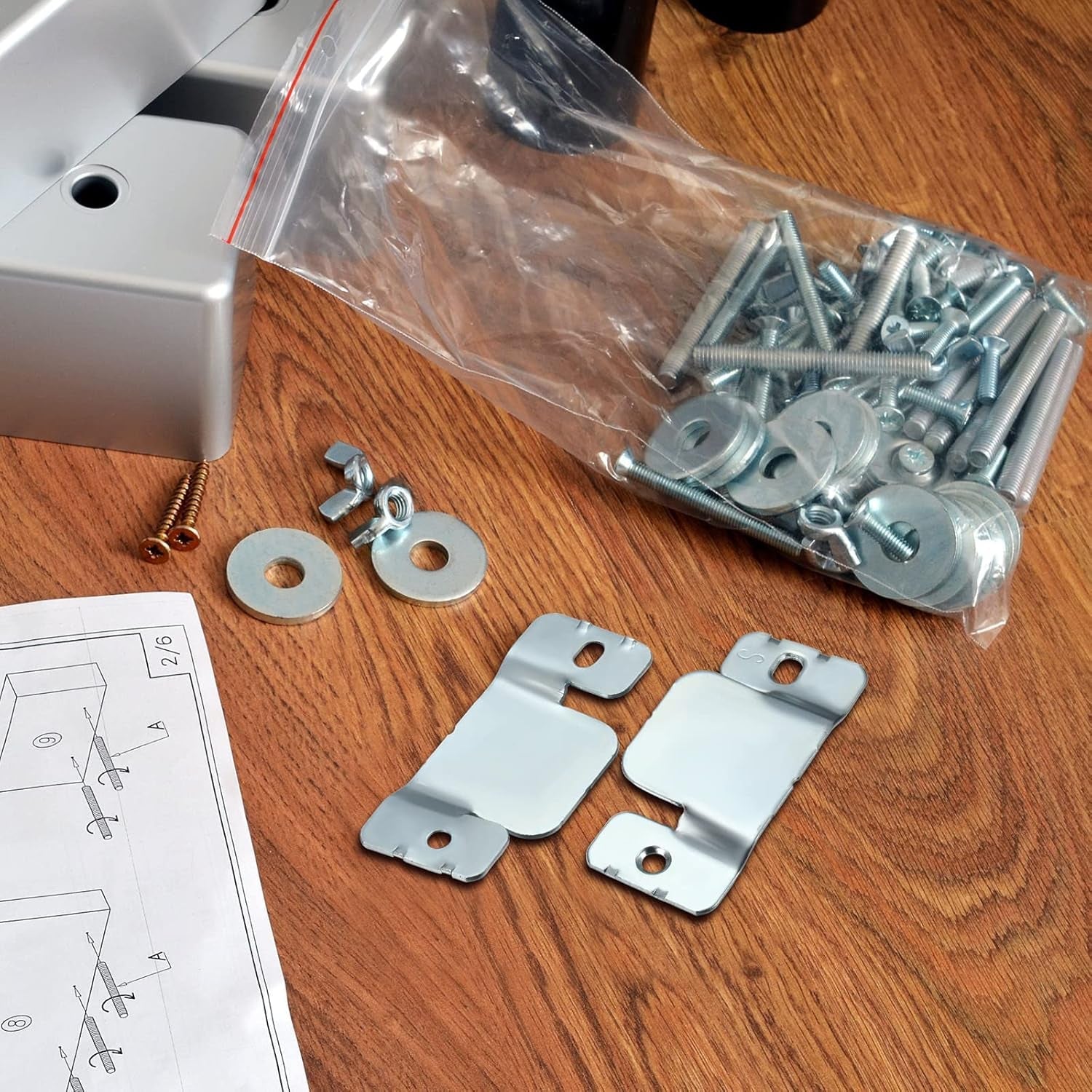 4-pieces-sectional-couch-connectors-metal