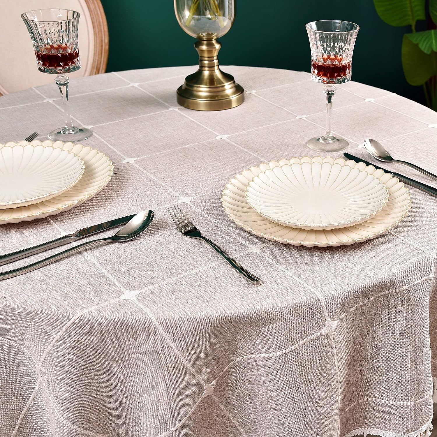 plaid-round-tablecloth-36-inch-cotton-linen-round-table-cloth-heavy-weight-coffee-table-cover-for-farmhouse-kitchen-dining-restaurant-home-tabletop-decor