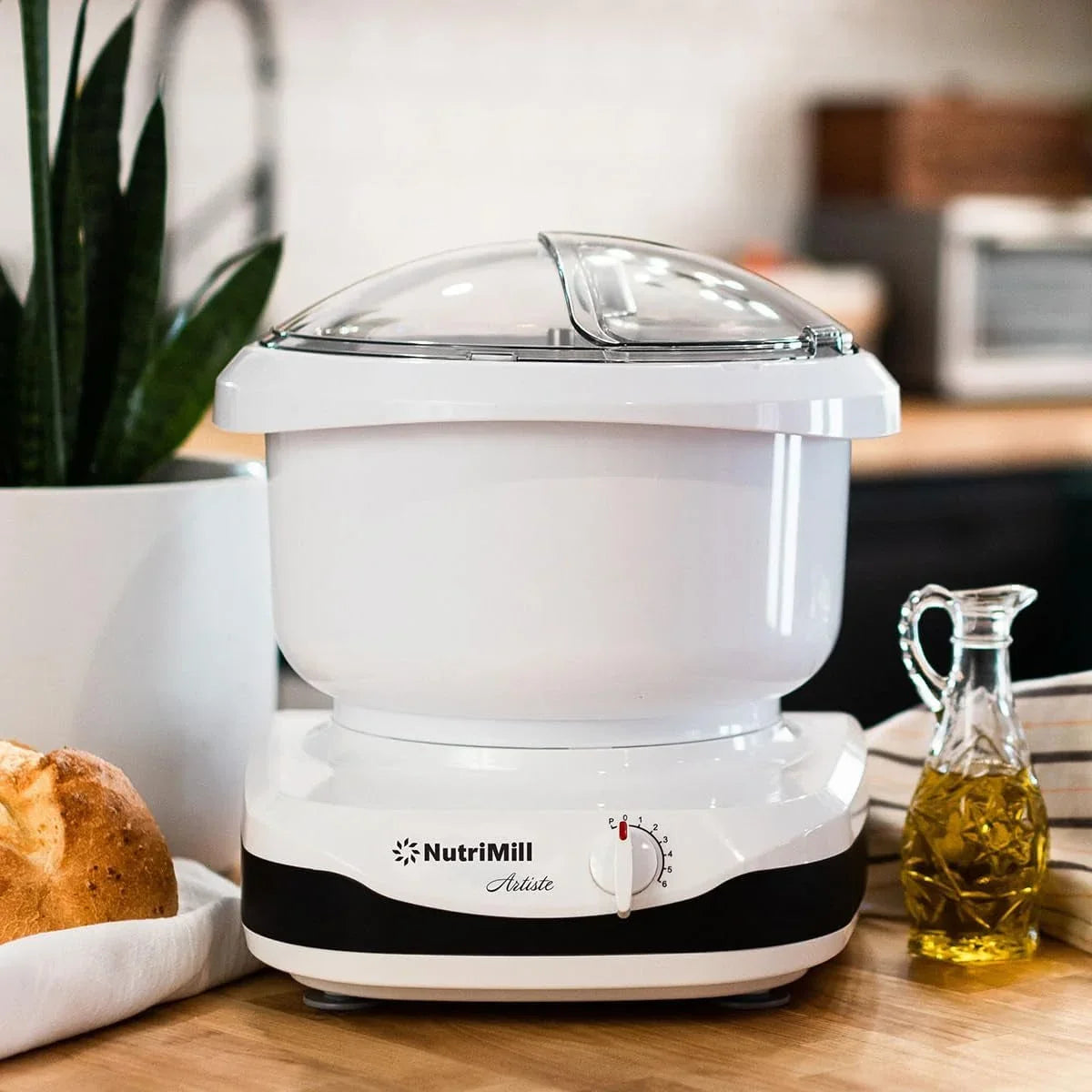 artiste-kitchen-electric-stand-mixer-500-watt-6-5-quart-bowl-with-dough-hook-wire-whips-black-trim