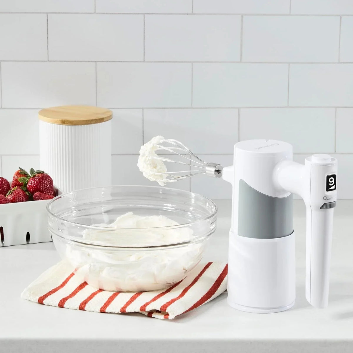 9-speed-hand-mixer-with-storage-case-hm-190s