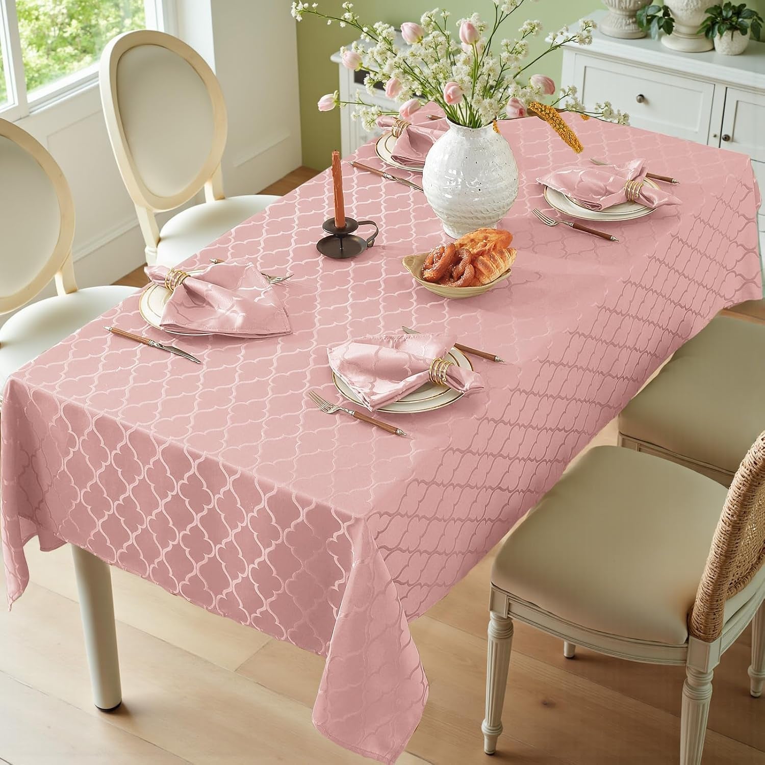 tablecloth-rectangle-jacquard-52-x-70-pink