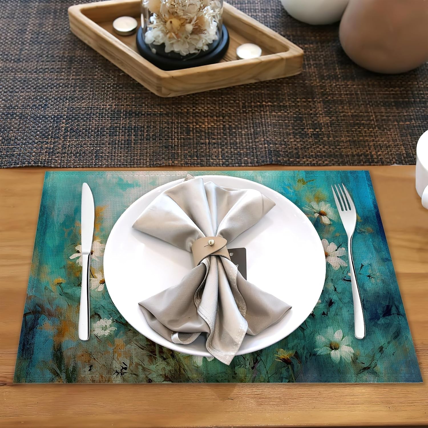 retro-white-daisy-placemats-set-of-6-linen-heat-resistant-floral-modern-art-table-mats-washable-rustic-place-mats-decoration-for-home-kitchen-dining-room-party-12x18-inch