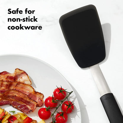 OXO Good Grips Small Silicone Flexible Turner - Black | Spatula, Heat Resistant and Flexible Head, Non-Stick Safe, Ideal for Flipping Burgers or Eggs, Dishwasher Safe3