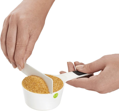 OXO Good Grips 6-Piece Plastic Measuring Cups- White4