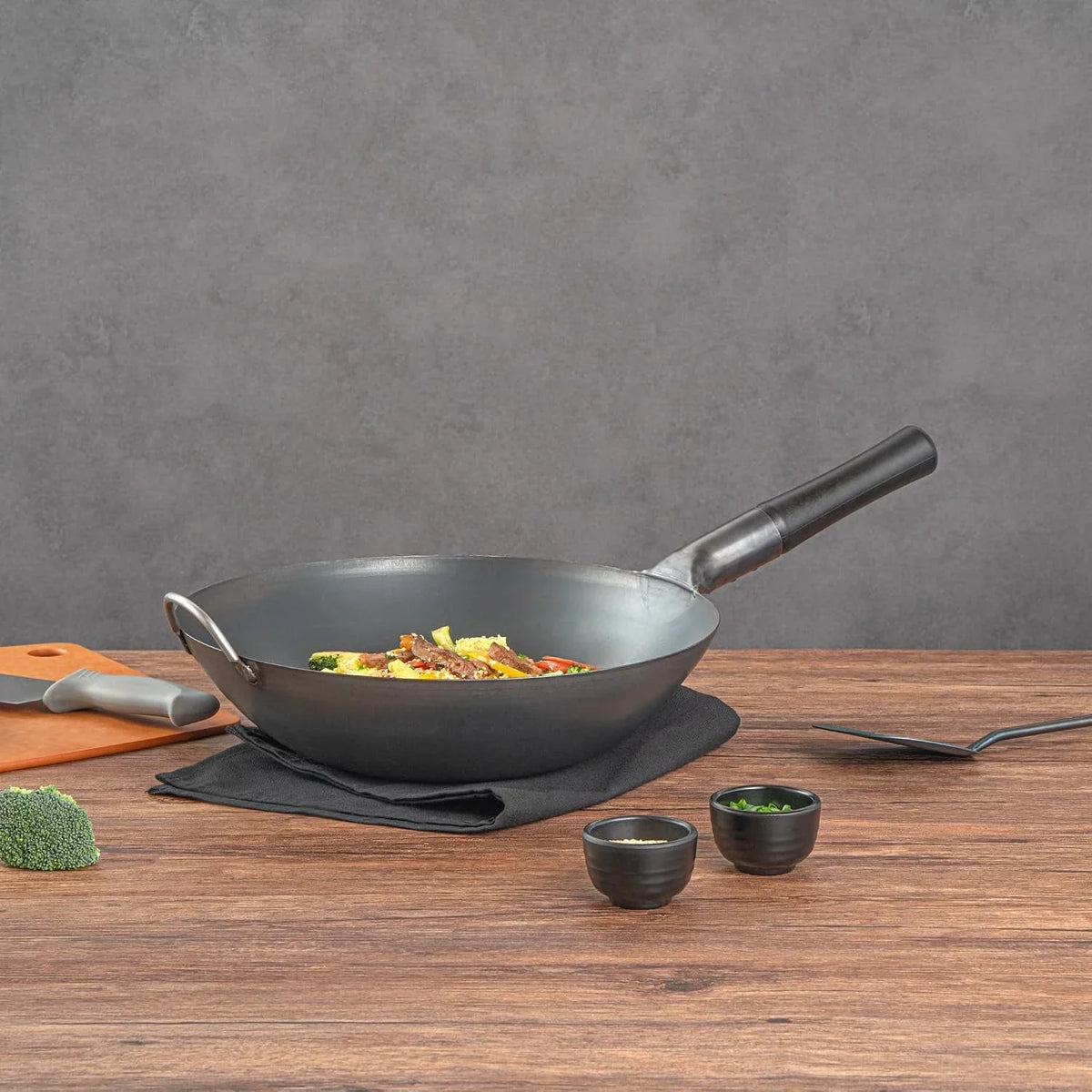 carbon-steel-wok-1-pack-of-13-3-inch-heavy-duty-uniform-heat-distribution-pan-induction-compatible-flat-bottom-wok-welded-handle-black-for-gas-stovetops-and-grills