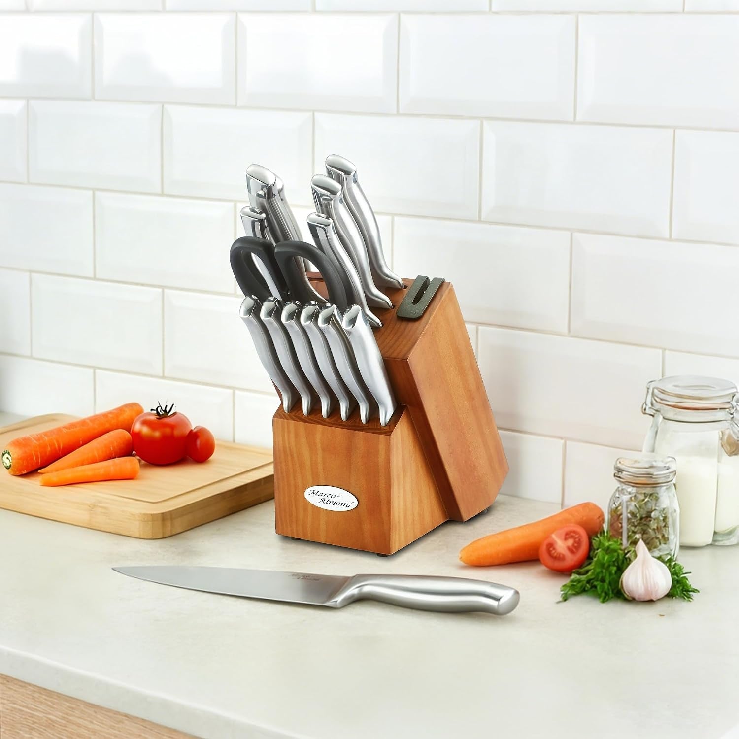 knife-block-set-kitchen-knives-built-in-sharpener