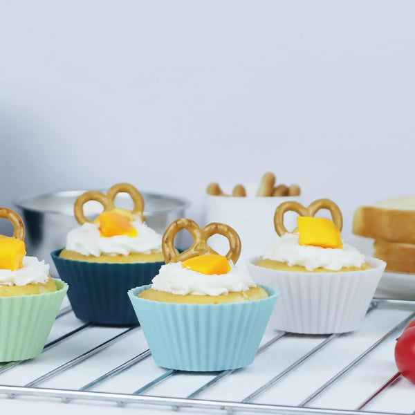 Silicone Baking Muffin Cups 12 Pack, Reusable Cupcake Liners Cake Molds, BPA Free, Dishwasher Safe(White, Green, Navy, Dusty Blue) | Silicone Material, Non-Stick, Round, BPA Free, Dishwasher Safe, Orange Colors5