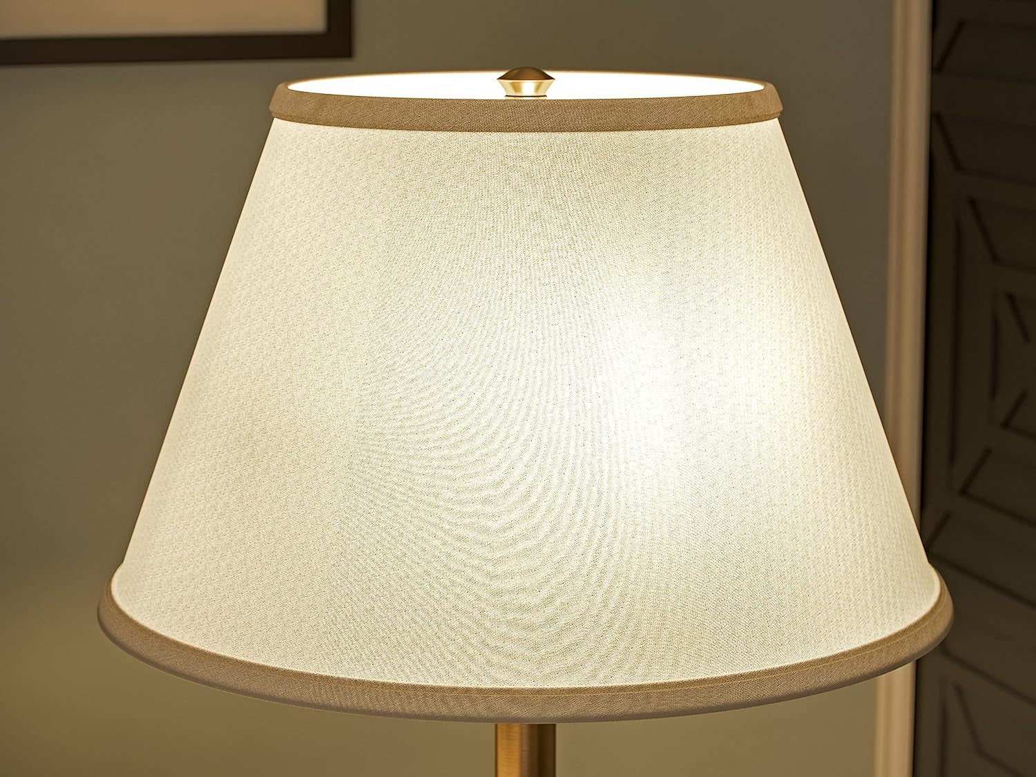 spyglass-table-lamp-with-antique-brass-finish-classic-style-30-5-height-17-width-17-depth