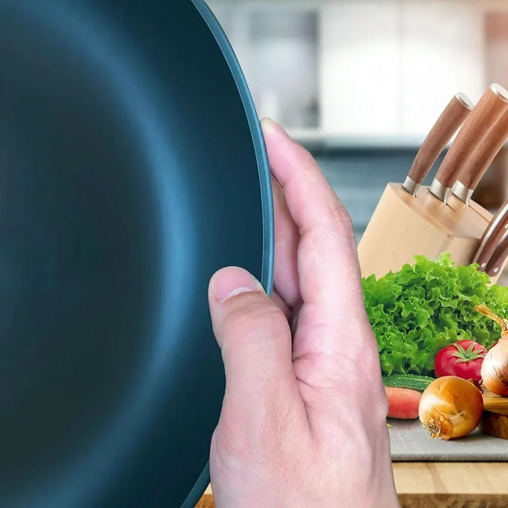 cast-iron-wok-12-6-inch-flat-bottom-pre-seasoned-chinese-fry-pan-with-wooden-handle-non-stick-coating-free-for-gas-induction-electric-stovetops