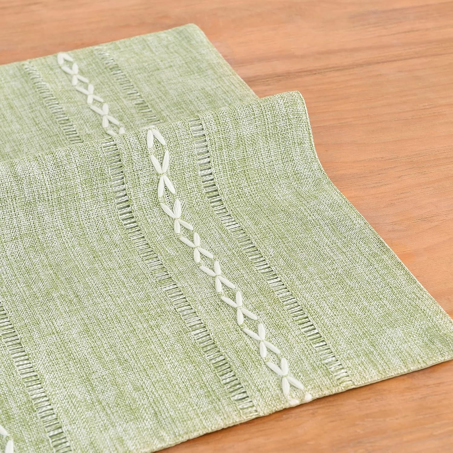 cotton-linen-place-mats-sage-green-embroidered-placemats-set-of-4