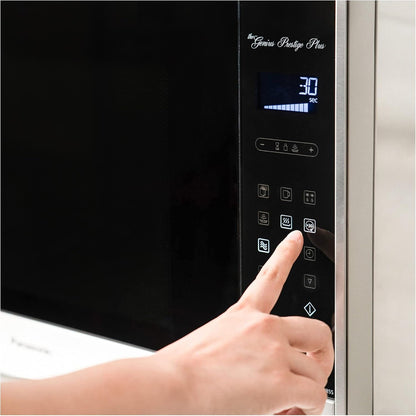 Panasonic 2.2 Cu. Ft. Built-In/Countertop Cyclonic Wave Microwave Oven W/Inverter Technology - Stainless Steel6
