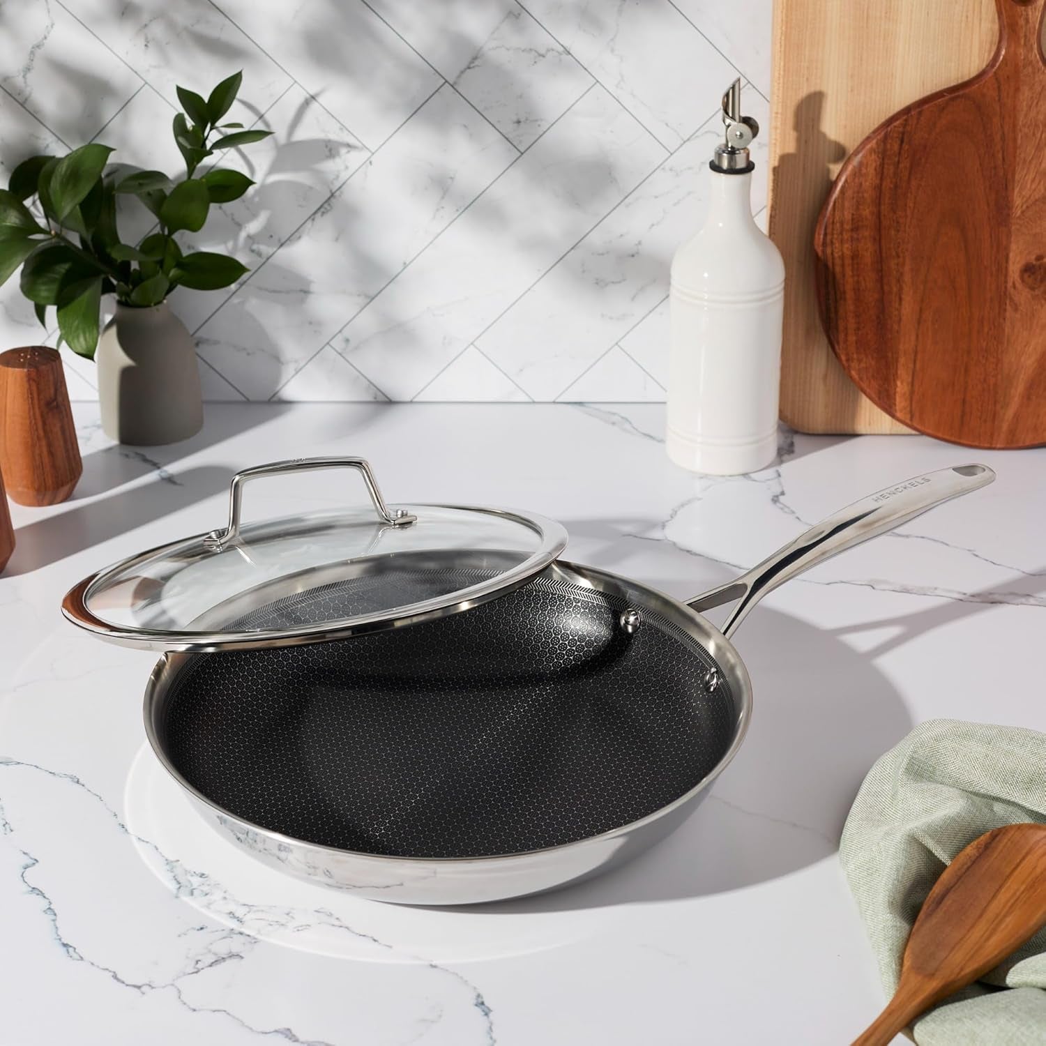 henckels-paradigm-12-inch-ceramic-fry-pan-with-lid-oven-safe-up-to-500-f-non-toxic-food-safe-ceramic-nonstick-coating-induction-cookware-compatible-for-all-cooktops-scratch-resistant