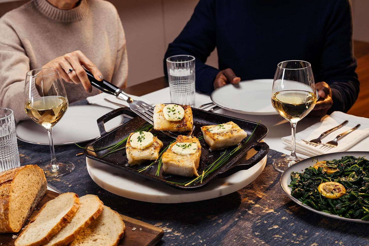 11-cast-iron-square-grill-pan-chef-collection-pre-seasoned-cast-iron-pan-versatile-cooking-indoor-outdoor-use-incredible-heat-retention