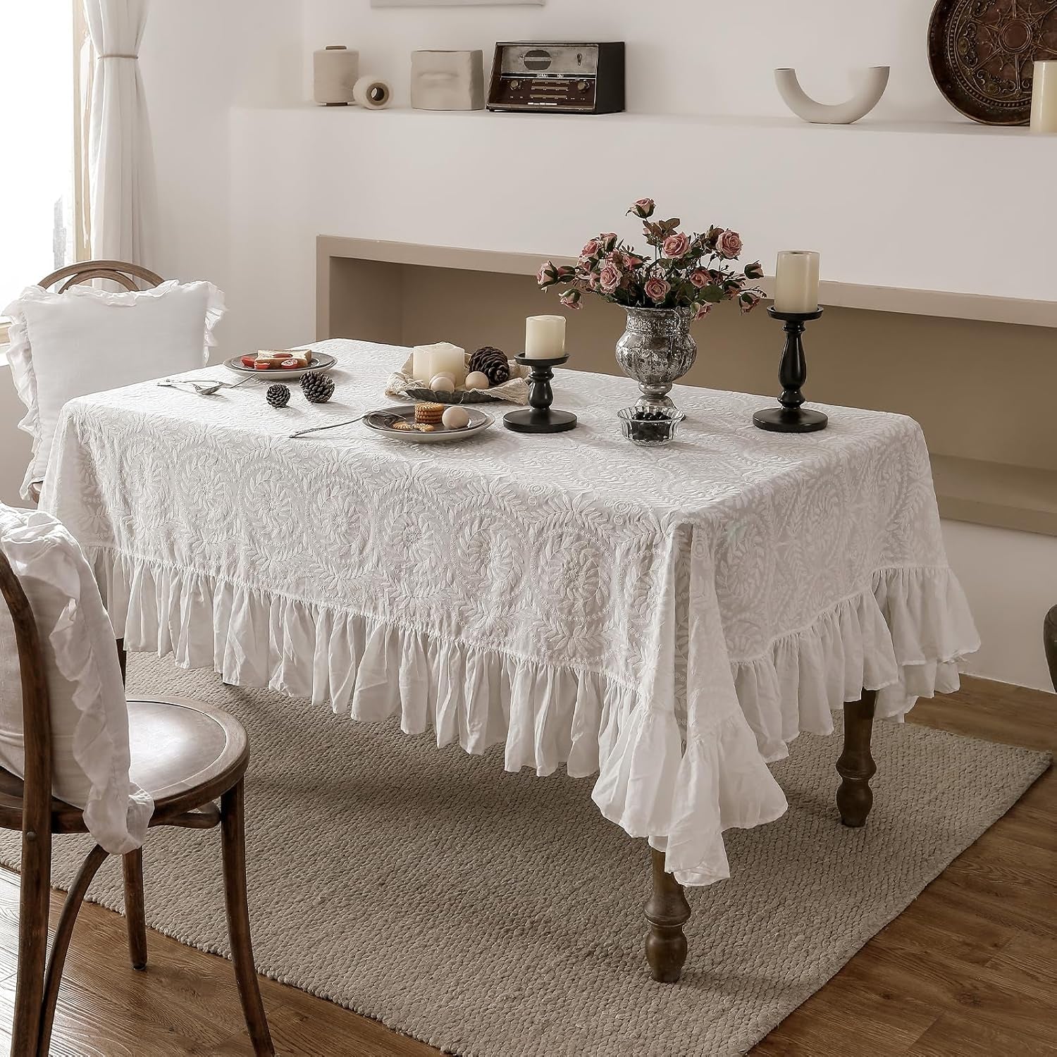vintage-french-lace-cotton-table-cloth-square-67x67-leiden