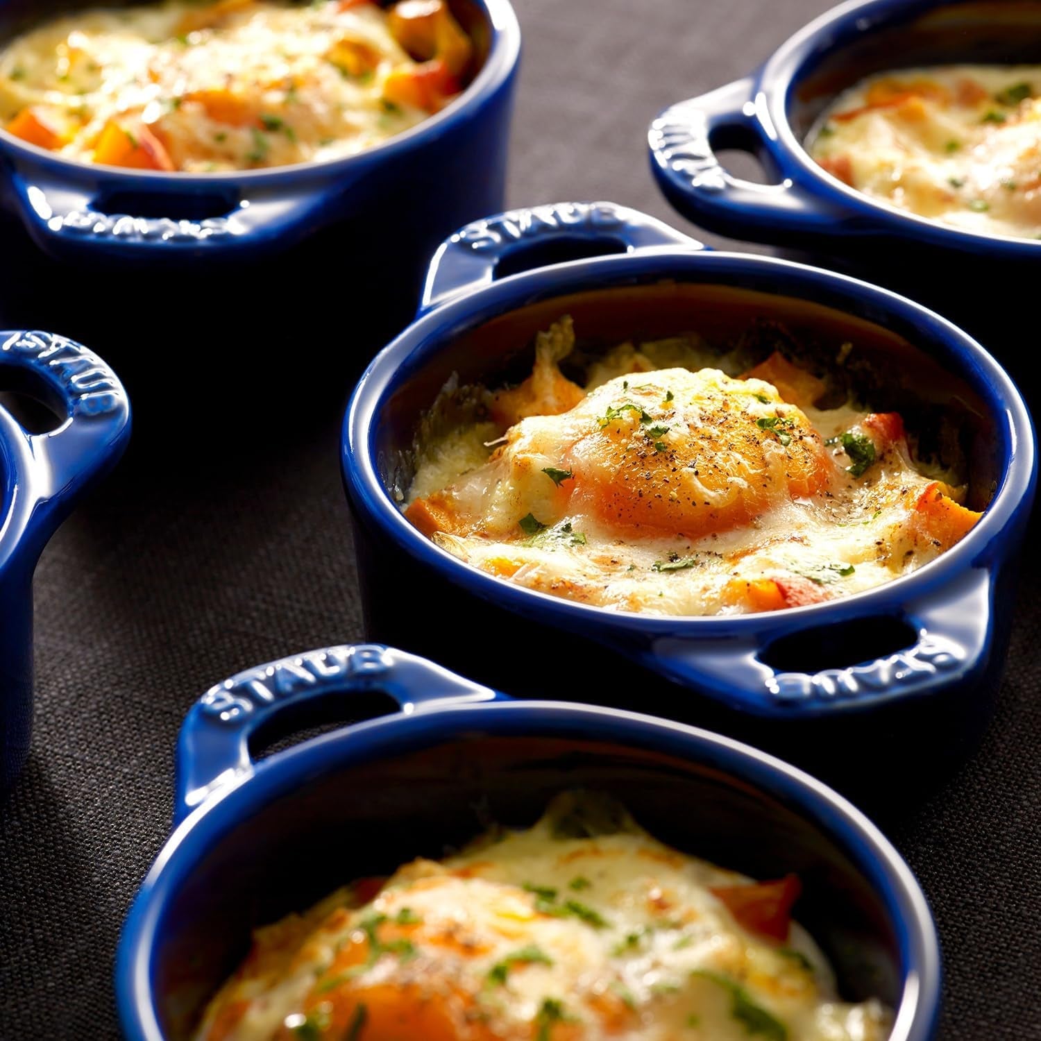 staub-ceramic-dutch-oven-3-piece-mini-round-cocotte-dark-blue