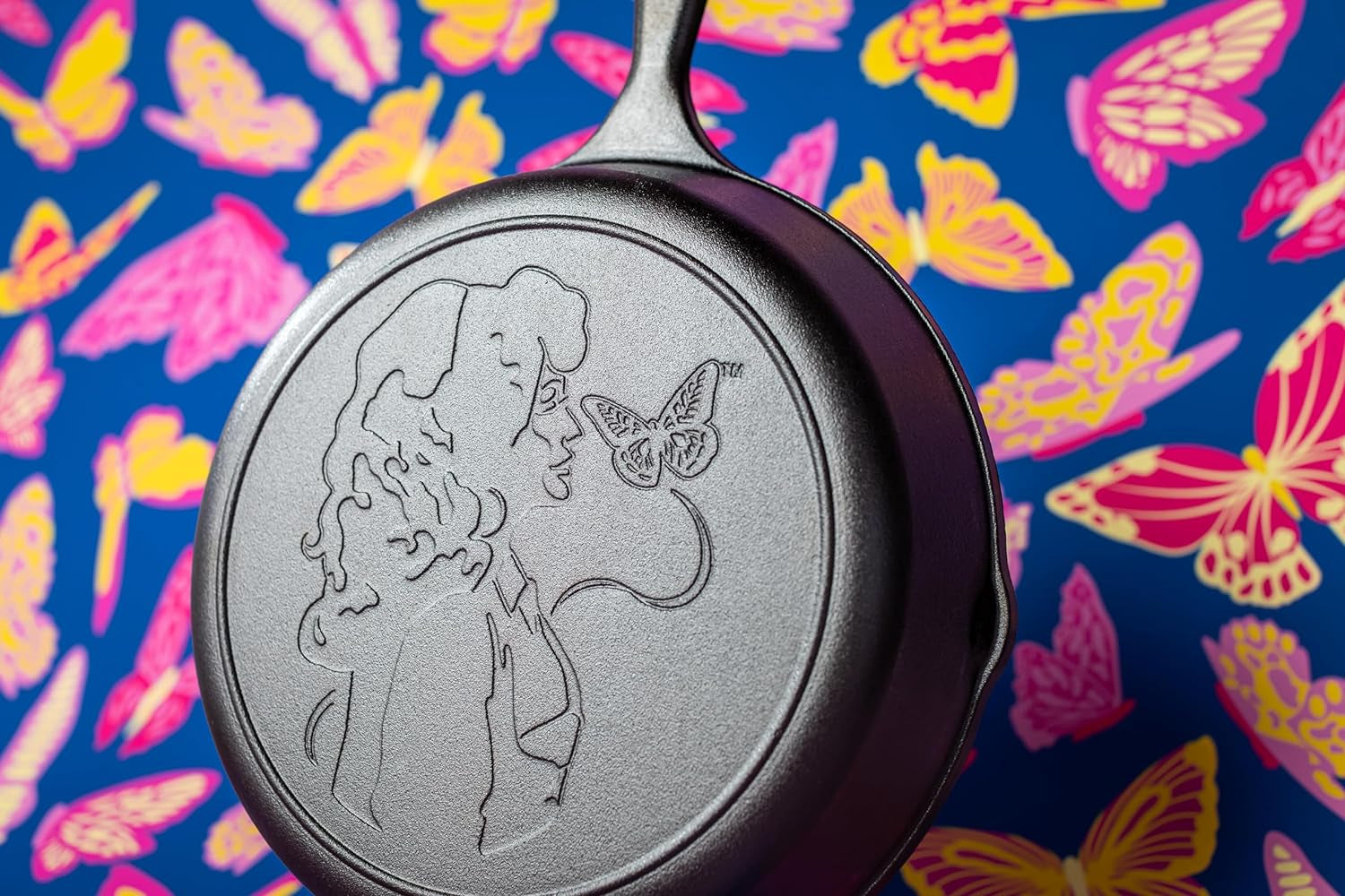 dolly-parton-pre-seasoned-cast-iron-skillet-10-25-inches-dolly-parton-edition-signature-handle-cast-iron-skillet-for-oven-stove-grill-or-campfire-made-in-usa