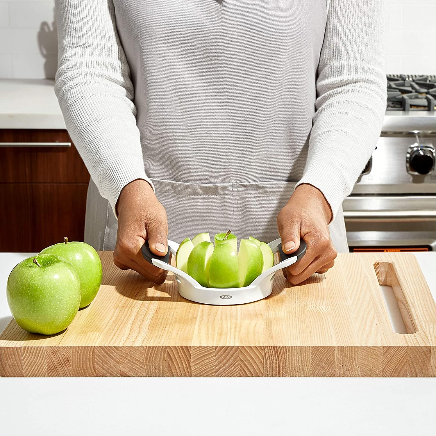 oxo-good-grips-apple-slicer-corer-and-divider-cushioned-non-slip-handles-absorb-pressure-while-prepping-fruit-into-uniform-wedges-dishwasher-safe