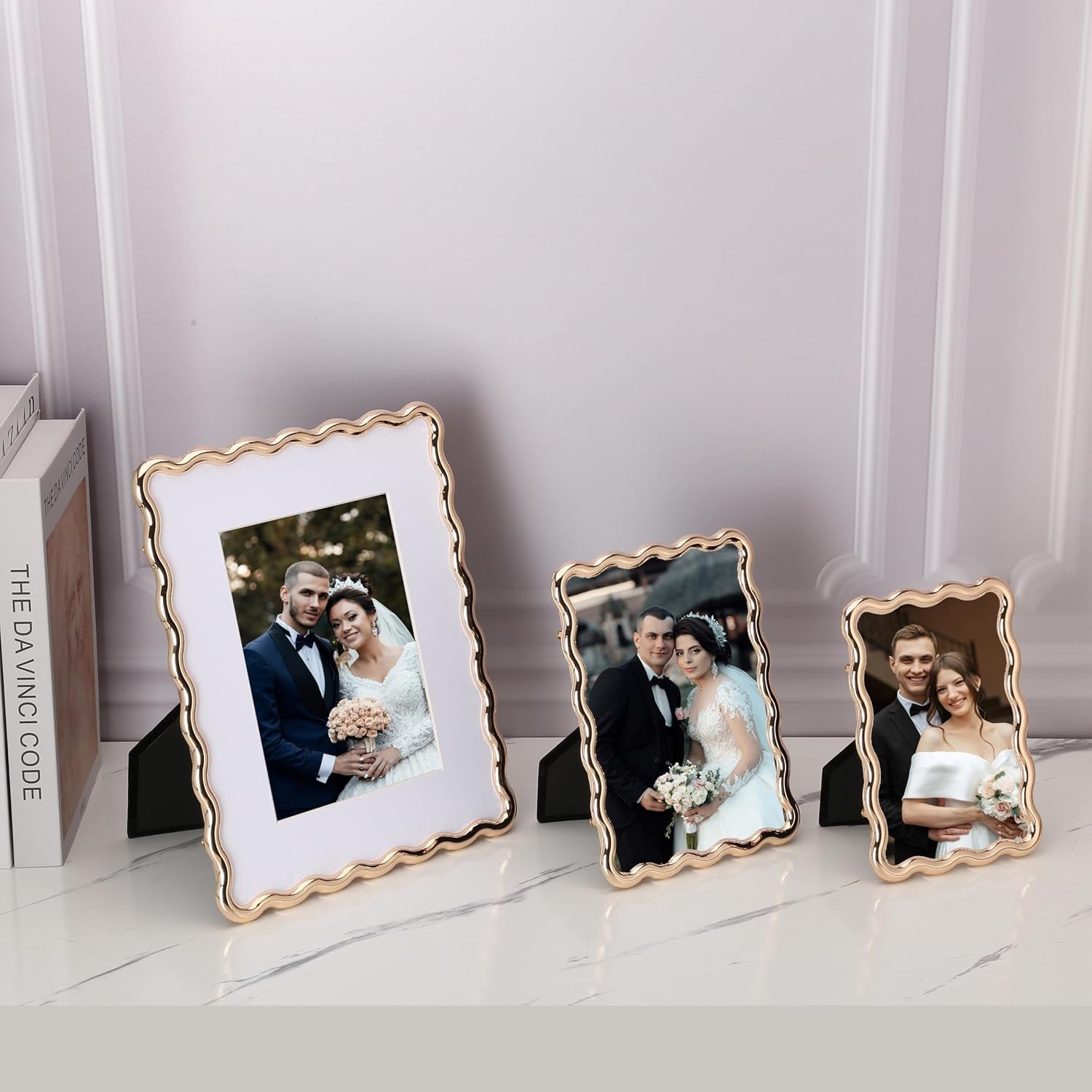 5x7-hi-end-zinc-alloy-gold-picture-frame-with-wave-design-modern-glamour-7x5-gold-picture-frames-for-desktop-and-wall-hanging