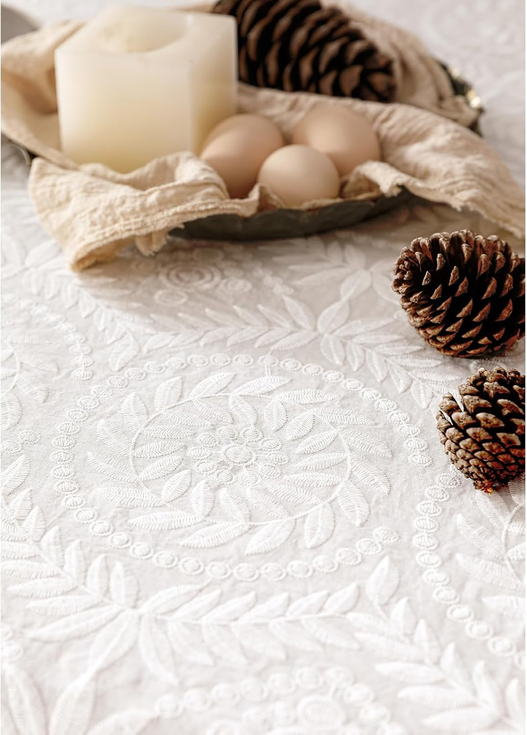 vintage-french-lace-cotton-table-cloth-rectangular-59x59-leiden