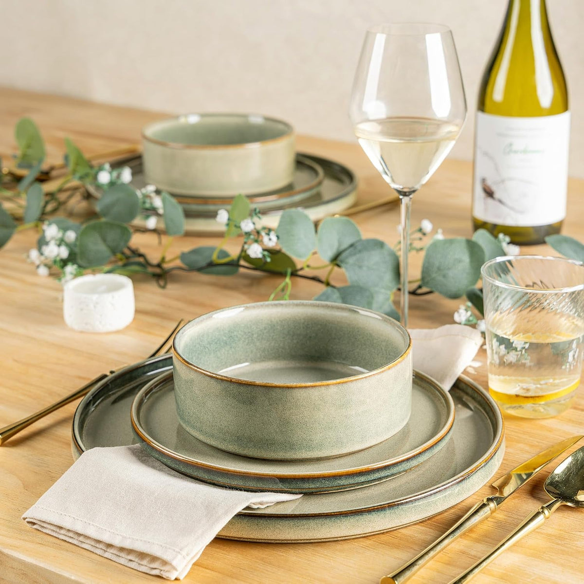 stoneware-dinnerware-sets-for-8-24-piece-plates-and-bowls-sets