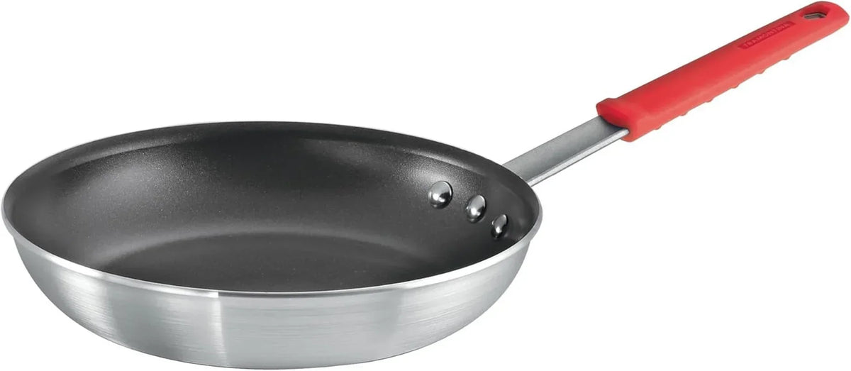 non-stick-frying-pan-with-stainless-steel-body-and-red-handle