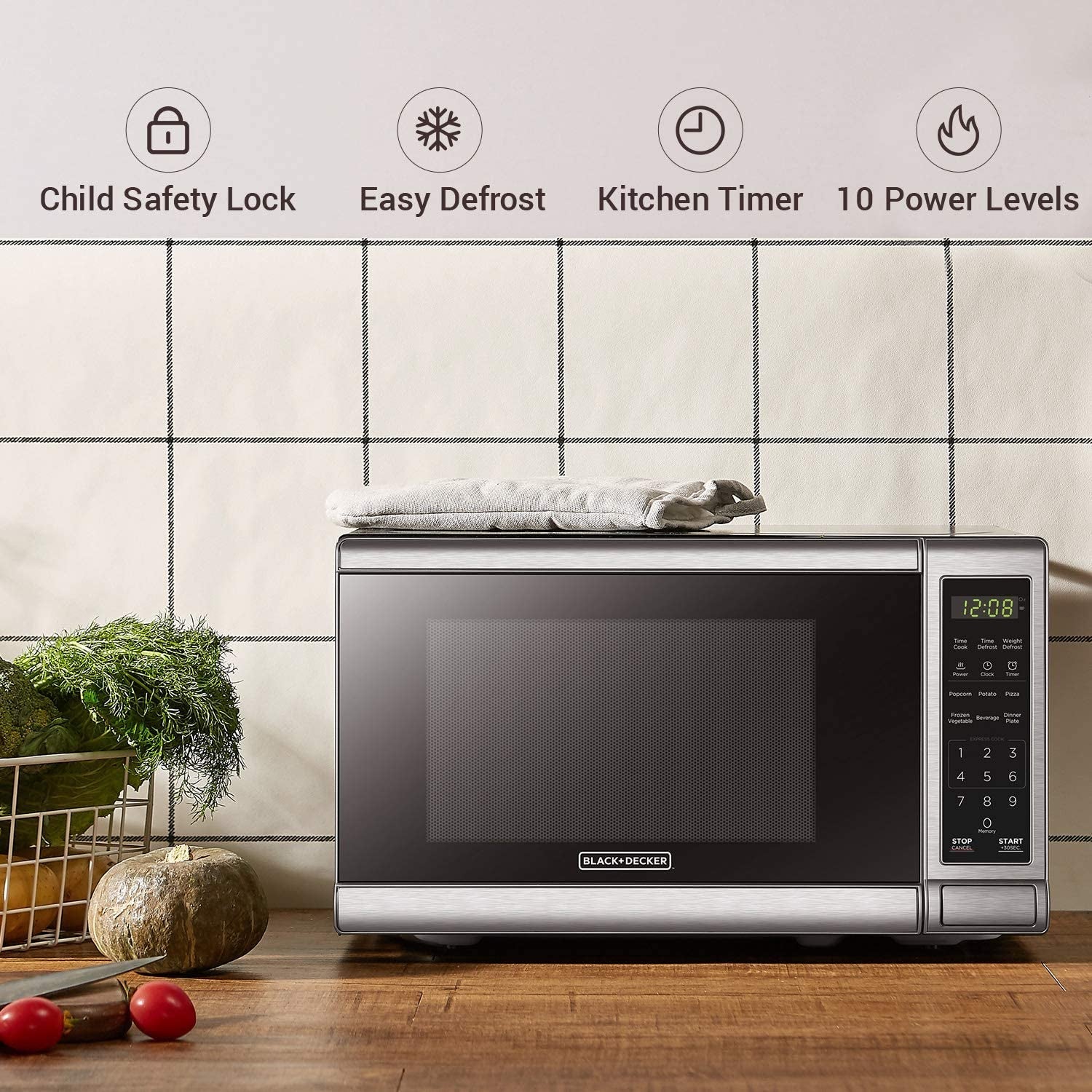 black-decker-countertop-microwave-oven-0-7-cu-ft-700w-stainless-steel